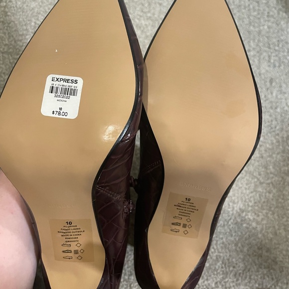 Express Dark Brown Croc-Embossed Heeled Boots - Picture 5 of 5